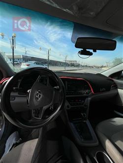 هیوندای ئەلەنترا